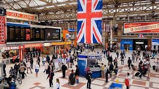 A Walk Through The London Victoria Station London England [upl. by Eisak]